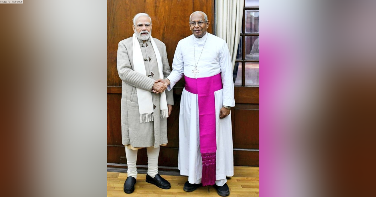 Mar Andrews Thazhath meets PM Modi over inviting Pope Francis to India